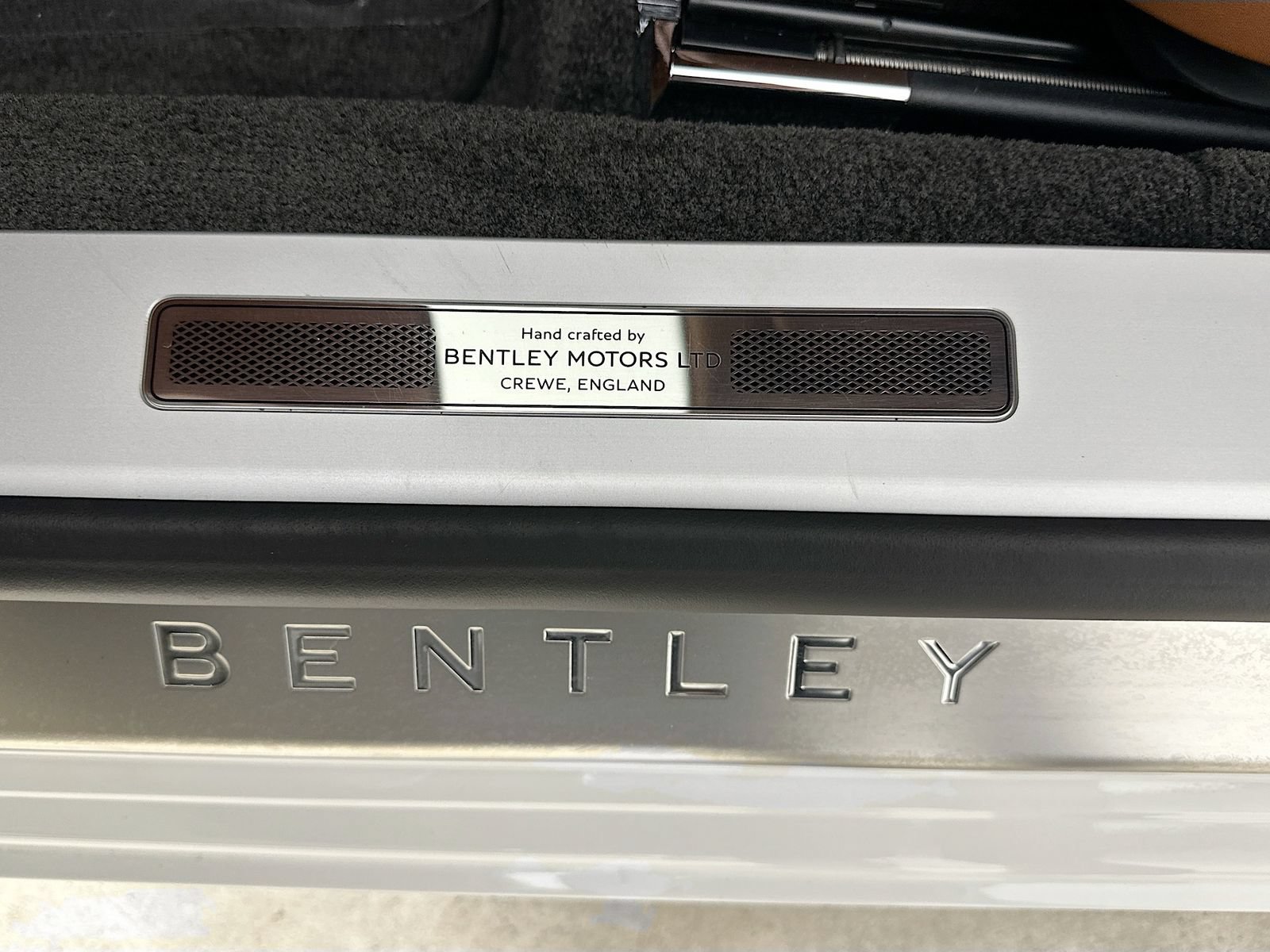 Used 2022 Bentley Flying Spur V8 AWD/4WD image 66
