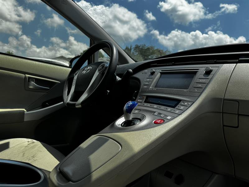 Used 2012 Toyota Prius Three FWD image 15