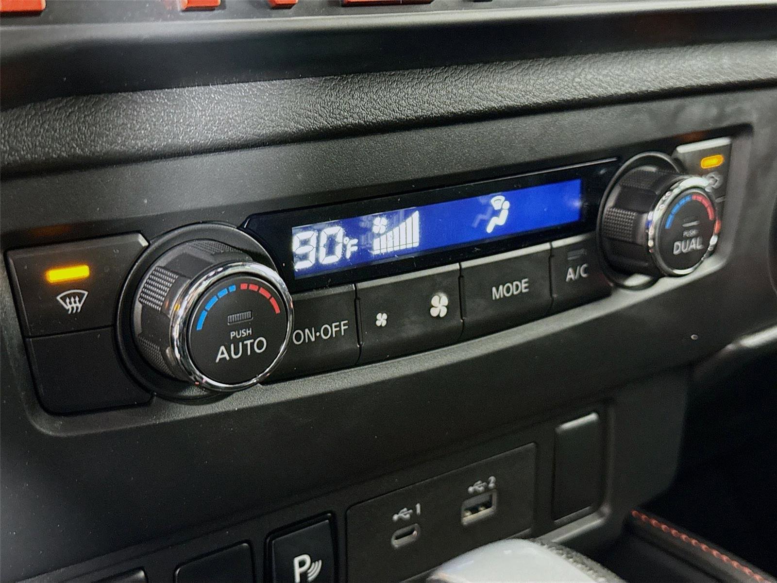 Used 2025 Nissan Frontier PRO-4X image 15