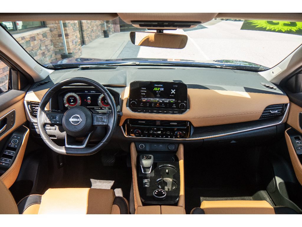 Used 2023 Nissan Rogue Platinum w/ Platinum Premium Package AWD/4WD image 13