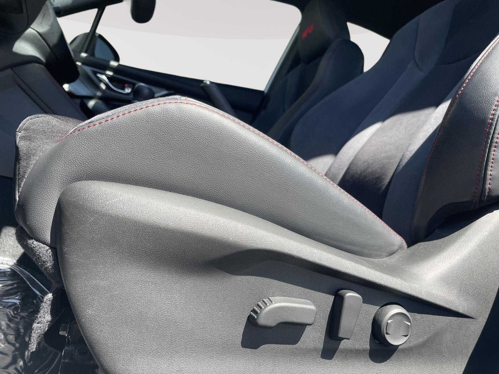 Used 2023 Subaru WRX Limited AWD/4WD image 21