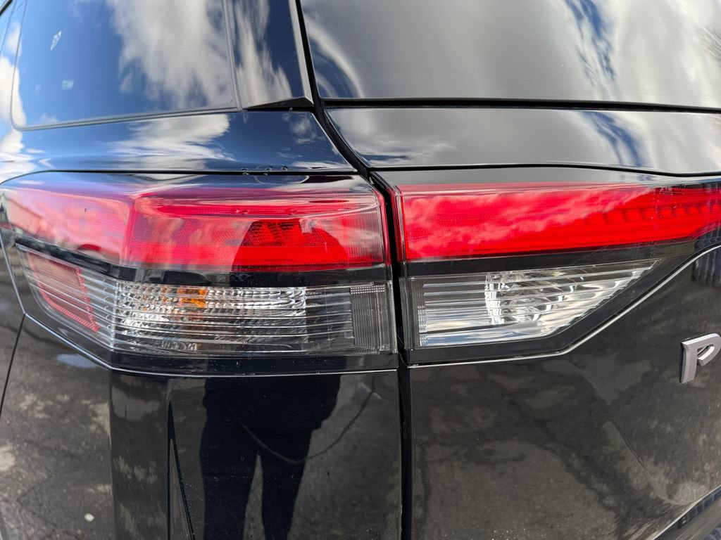 New 2026 Nissan Pathfinder SL image 21