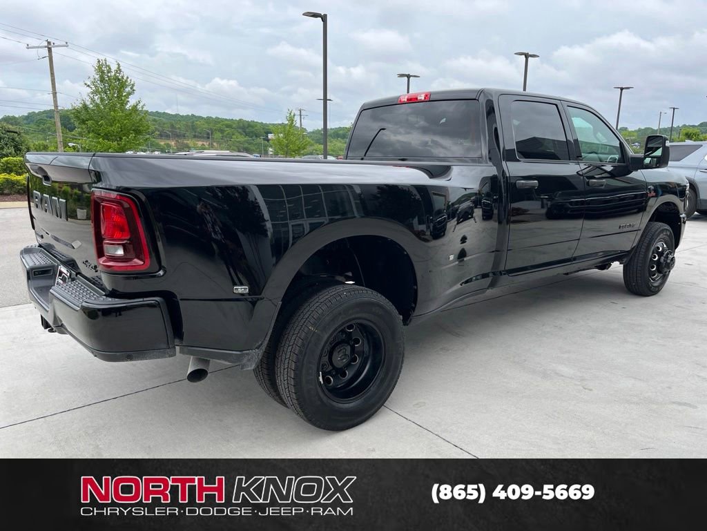 New 2026 RAM 3500 Big Horn AWD/4WD image 19