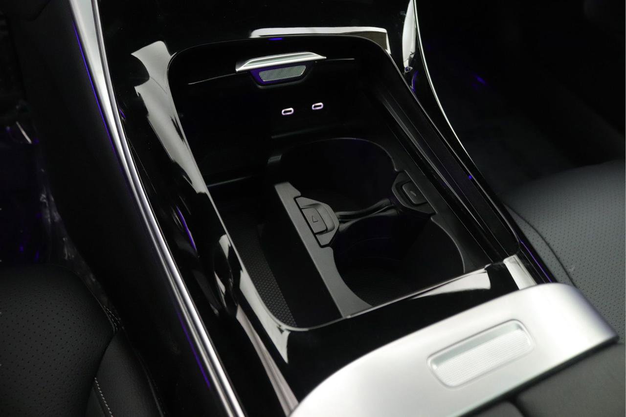 New 2026 Mercedes-Benz CLE 450 4MATIC Coupe image 6