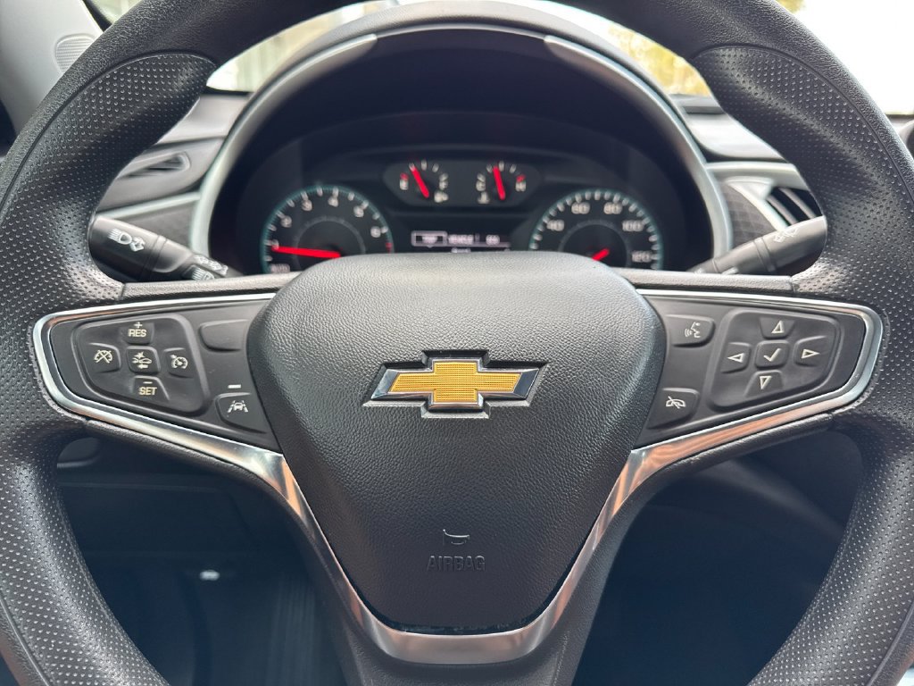 Used 2024 Chevrolet Malibu LT FWD image 24
