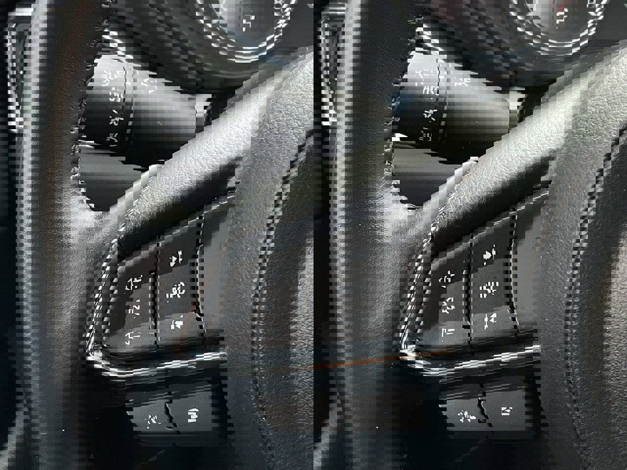 Used 2025 MAZDA CX-5 AWD 2.5 S w/ Select Package image 22