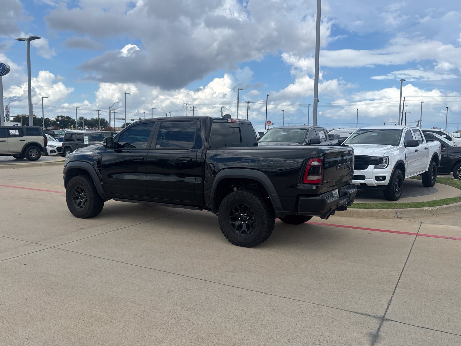 Used 2021 RAM 1500 TRX w/ TRX Level 1 Equipment Group AWD/4WD image 2