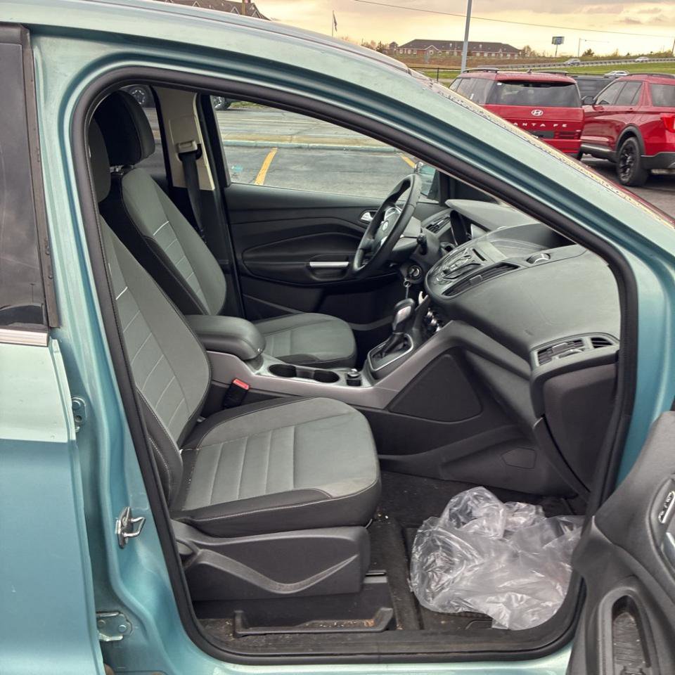 Used 2013 Ford Escape SE image 18