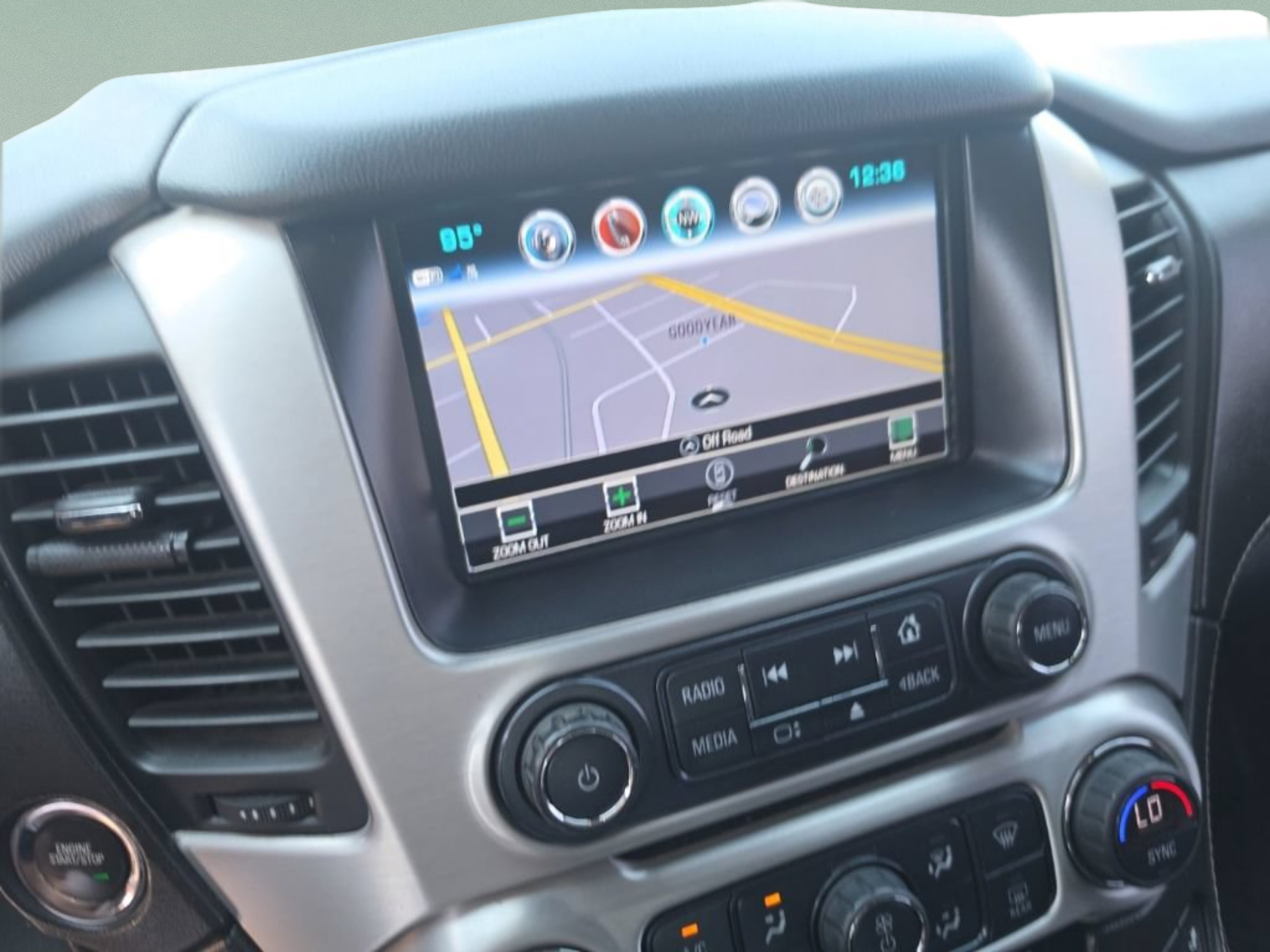 Used 2017 GMC Yukon SLT w/ Open Road Package RWD image 25