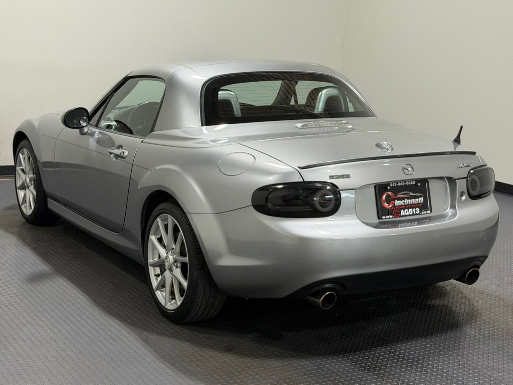 Used 2009 MAZDA MX-5 Miata Grand Touring w/ Premium Pkg RWD image 26