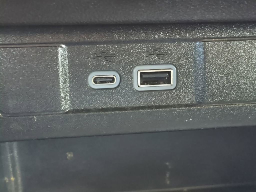 Used 2023 Chevrolet Colorado LT w/ LT Convenience Package II image 22