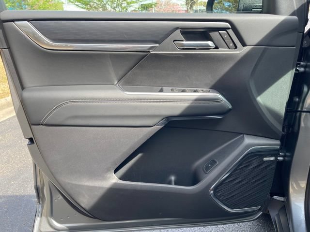 New 2026 GMC Acadia Elevation FWD image 18