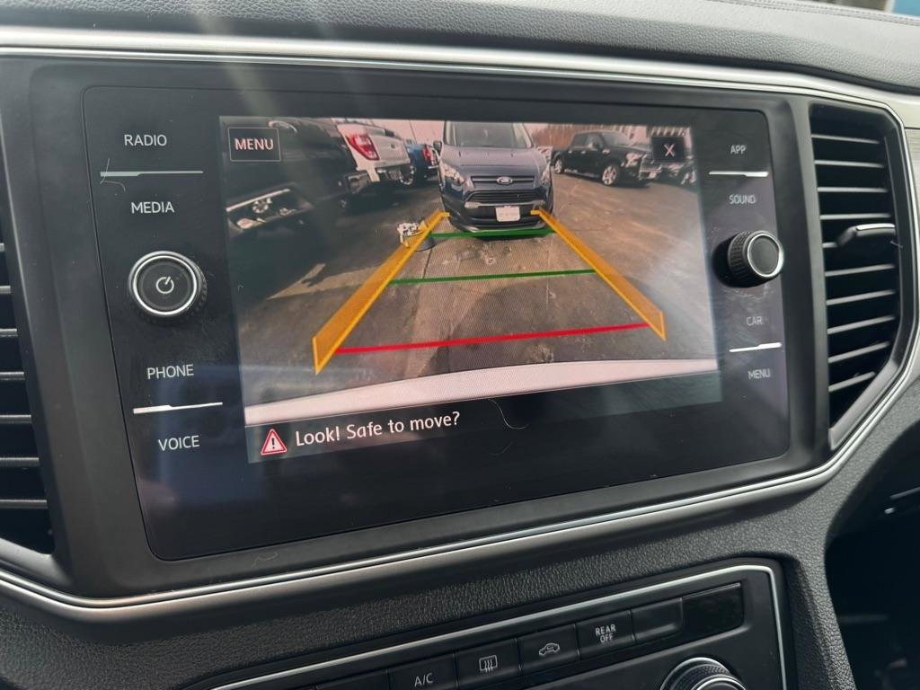 Used 2018 Volkswagen Atlas Launch Edition AWD/4WD image 21