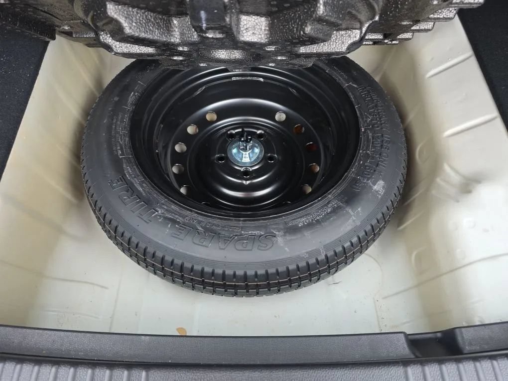 Used 2018 Honda HR-V EX image 47