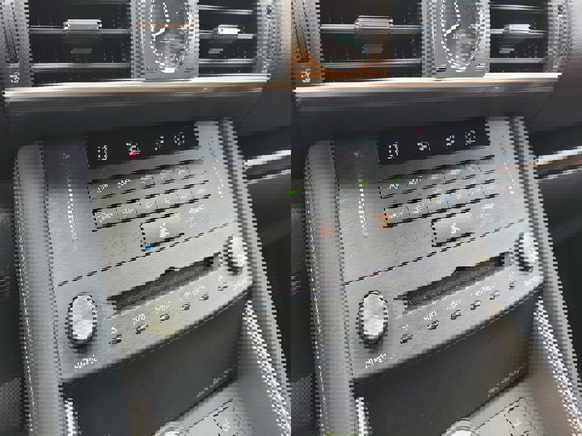 Used 2019 Lexus IS 300 w/ Premium Package image 27