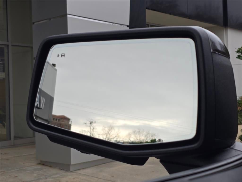 Certified 2024 Chevrolet Silverado 1500 High Country w/ Technology Package image 22