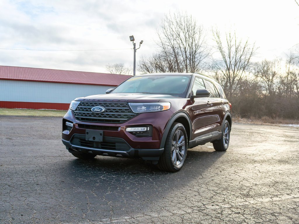 Used 2022 Ford Explorer XLT w/ Equipment Group 202A image 11