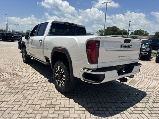 Used 2024 GMC Sierra 2500 Denali Ultimate w/ Max Trailering Package AWD/4WD image 8