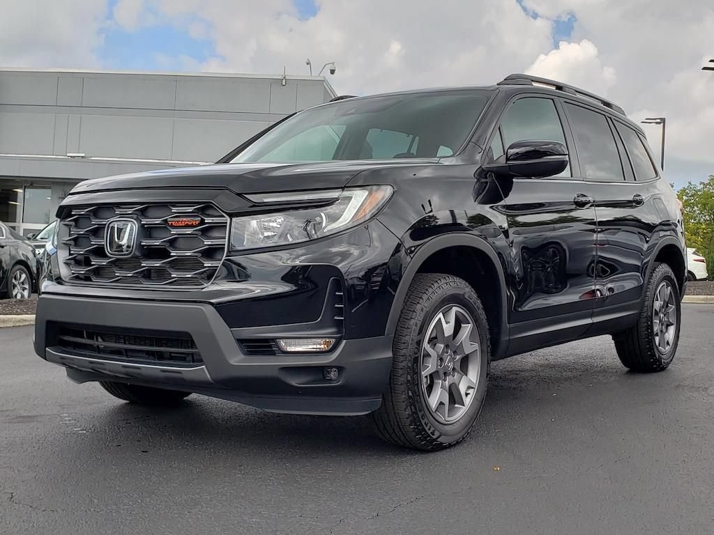 Used 2023 Honda Passport TrailSport image 4