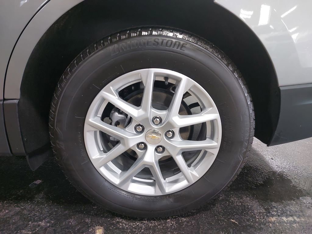 Used 2024 Chevrolet Equinox LT AWD/4WD image 33