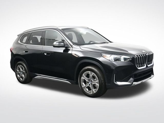 New 2026 BMW X1 xDrive28i w/ Technology Package AWD/4WD image 2