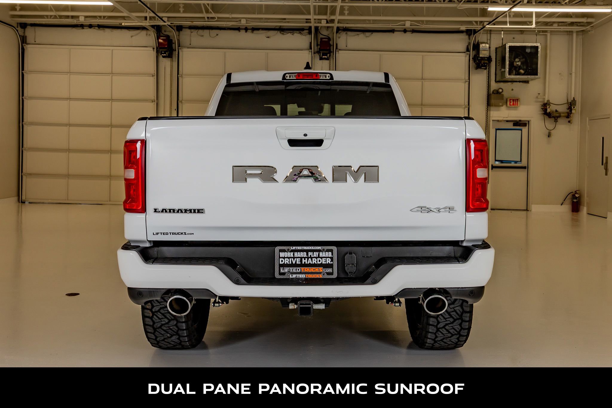 Used 2025 RAM 1500 Laramie w/ Laramie Southwest Edition AWD/4WD image 8