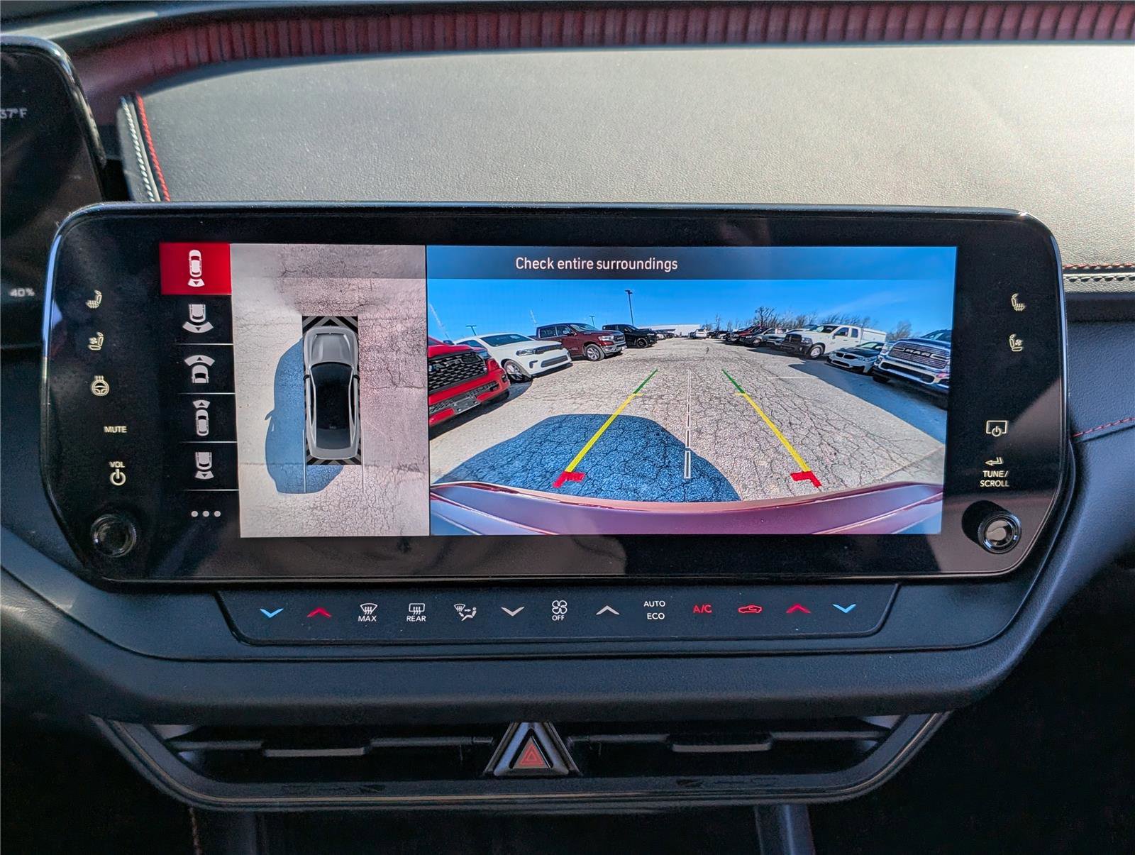 Used 2024 Dodge Charger R/T w/ Plus Group image 27