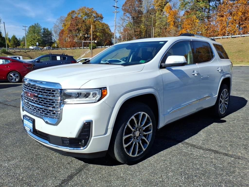 Used 2023 GMC Acadia Denali w/ Denali Technology Package image 8