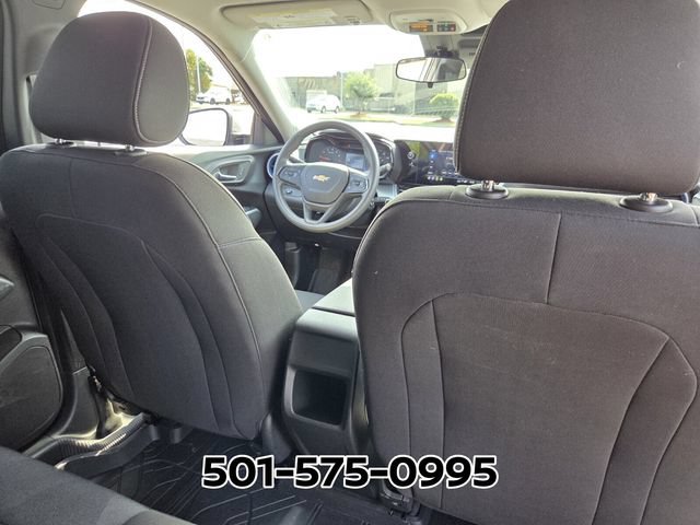 Used 2026 Chevrolet Trax LS w/ LS Convenience Package FWD image 16