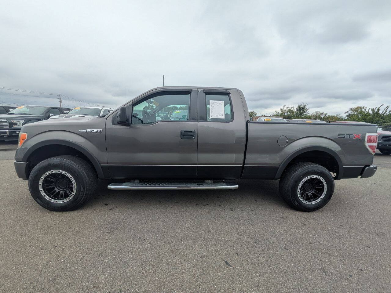 Used 2013 Ford F150 STX w/ Mid Equipment Group AWD/4WD image 3