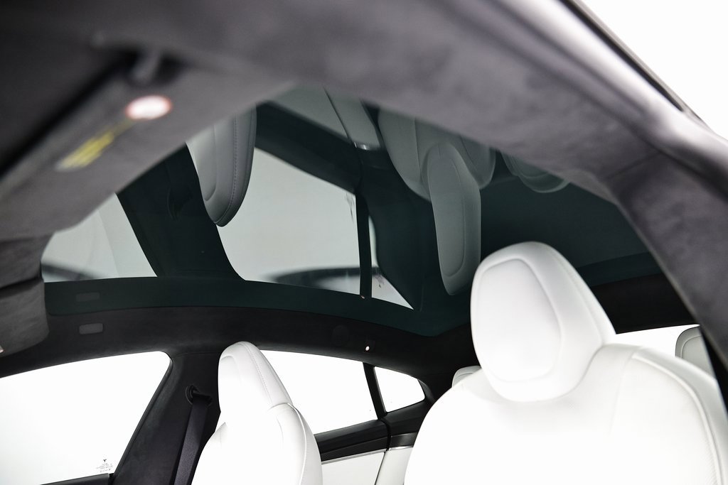 Used 2022 Tesla Model S Plaid image 46