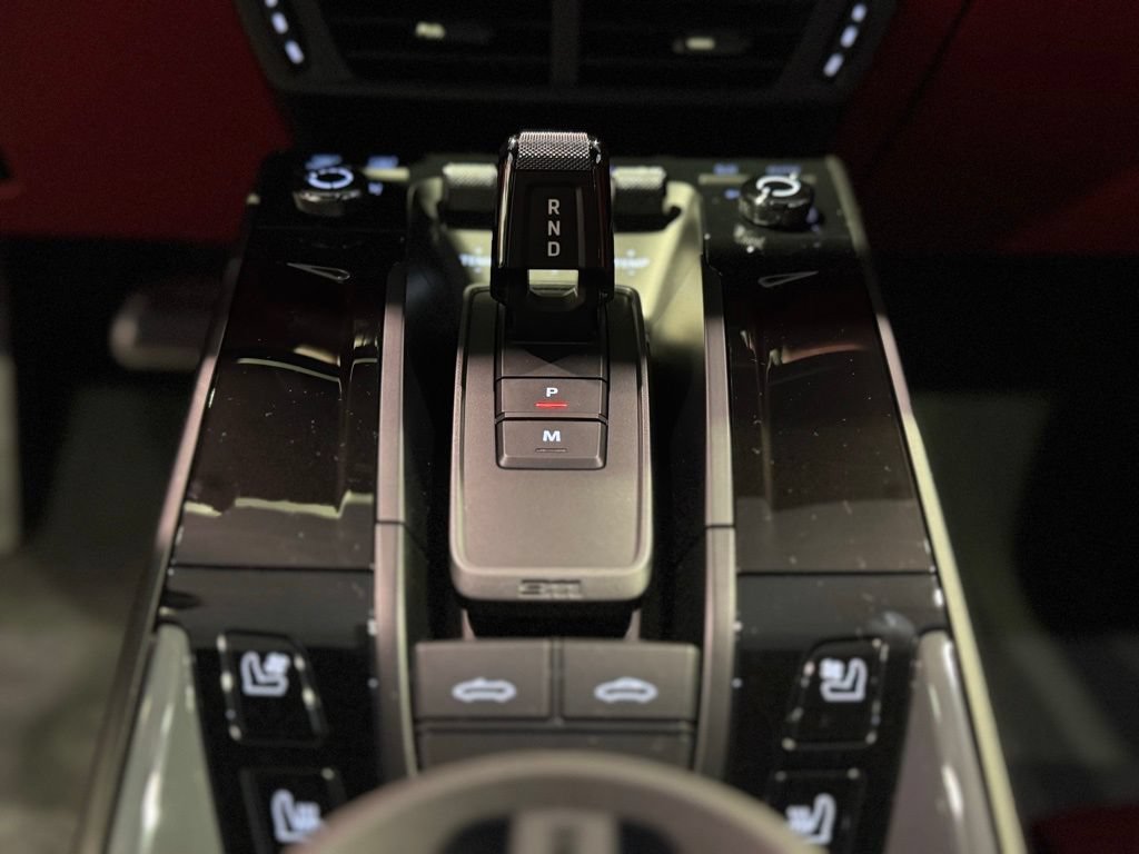 New 2026 Porsche 911 Carrera 4S AWD/4WD image 31