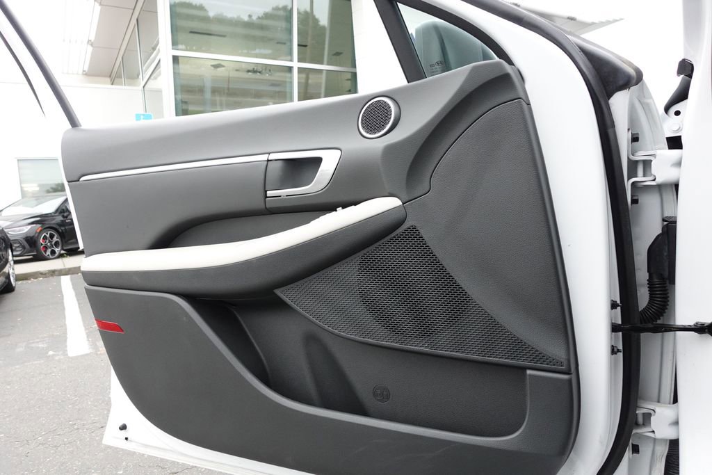Used 2023 Hyundai Sonata SEL w/ Convenience Package image 13