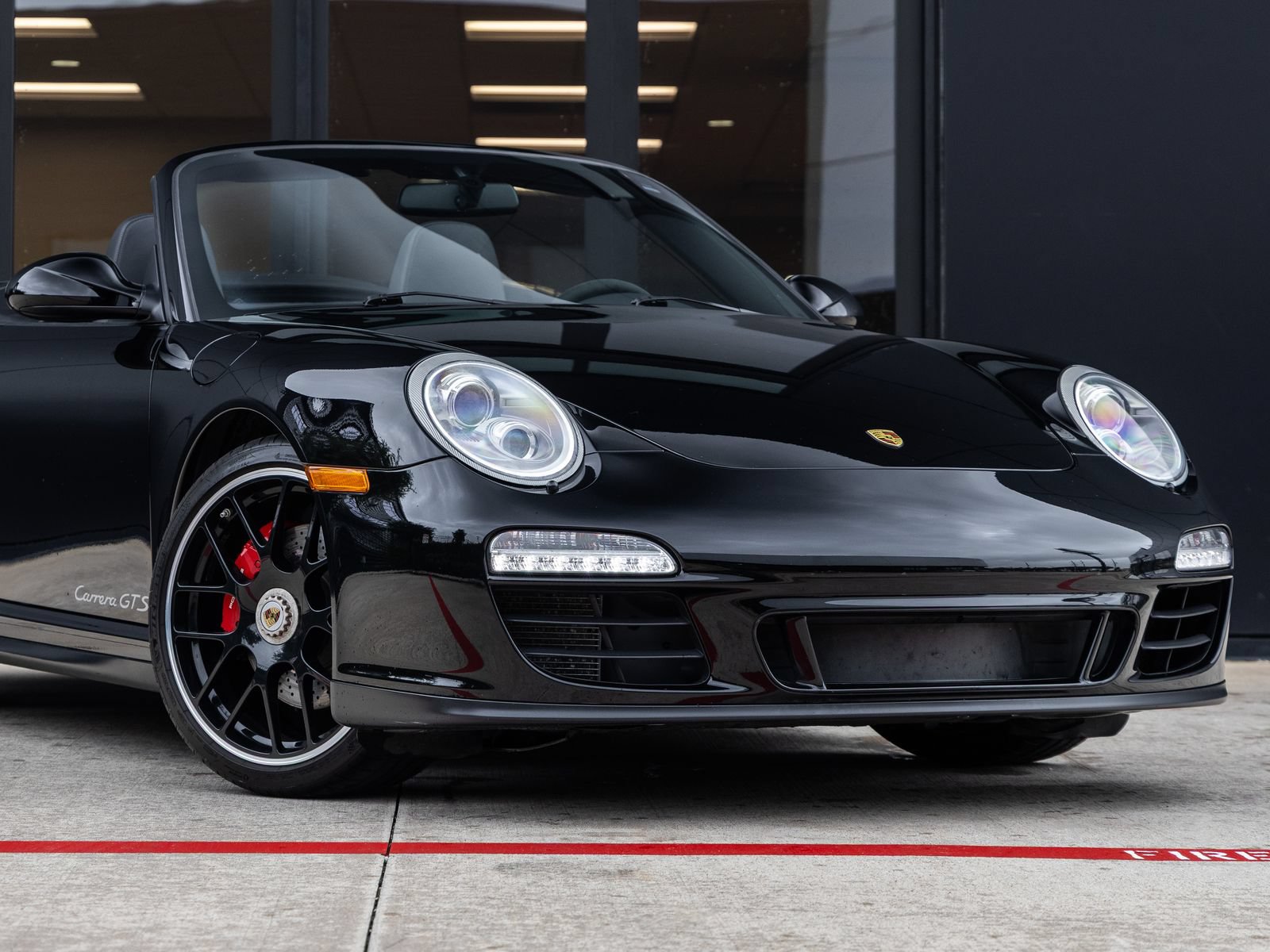 Used 2012 Porsche 911 Carrera GTS RWD image 9