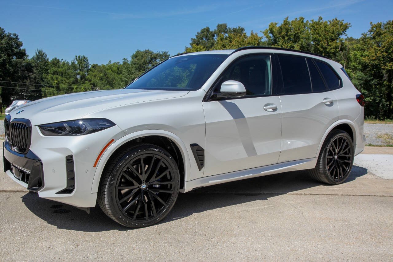 Used 2024 BMW X5 sDrive40i w/ M Sport Package RWD image 6