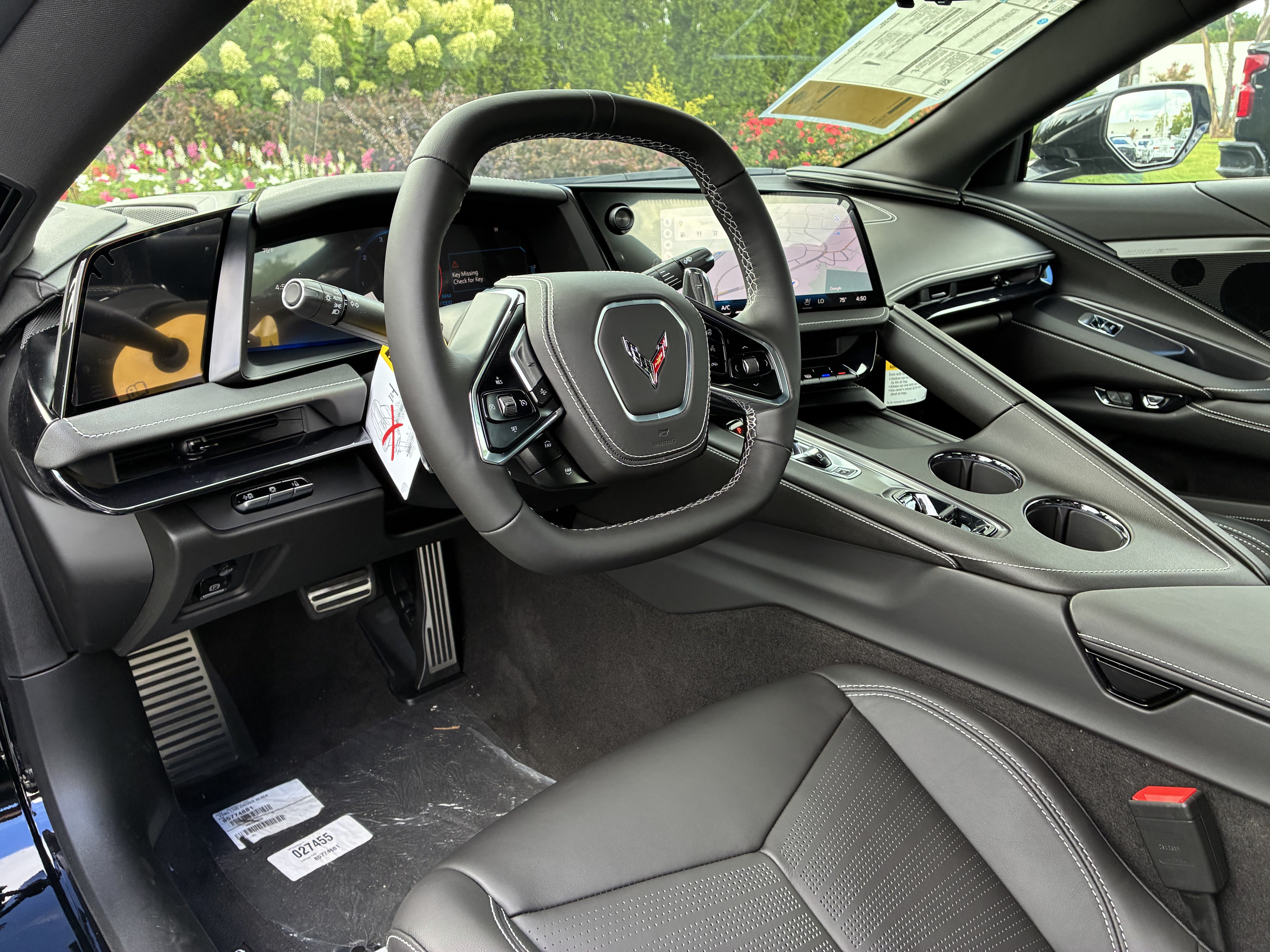 New 2027 Chevrolet Corvette Stingray Coupe w/ Stealth Interior Trim Package RWD image 15
