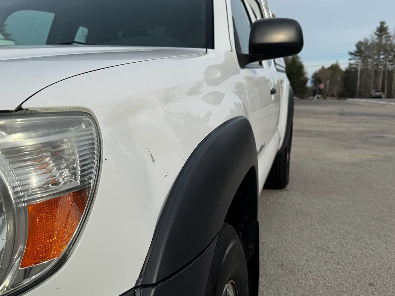 Used 2011 Toyota Tacoma 4x4 Access Cab V6 image 11