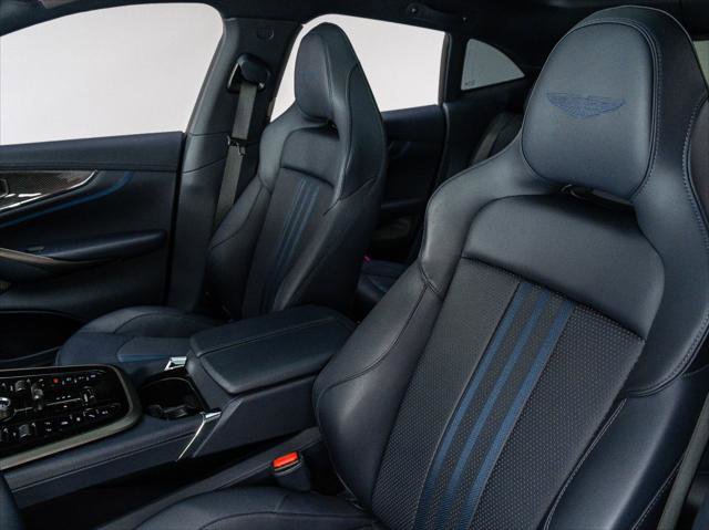 Used 2025 Aston Martin DBX 707 image 12