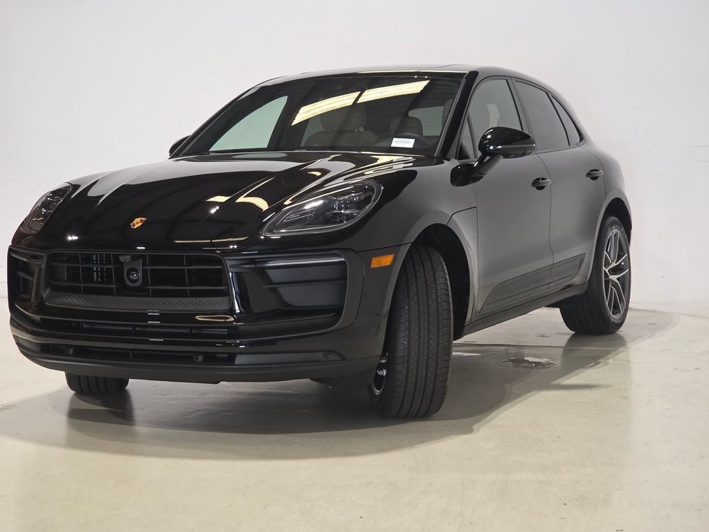 New 2026 Porsche Macan AWD/4WD image 1
