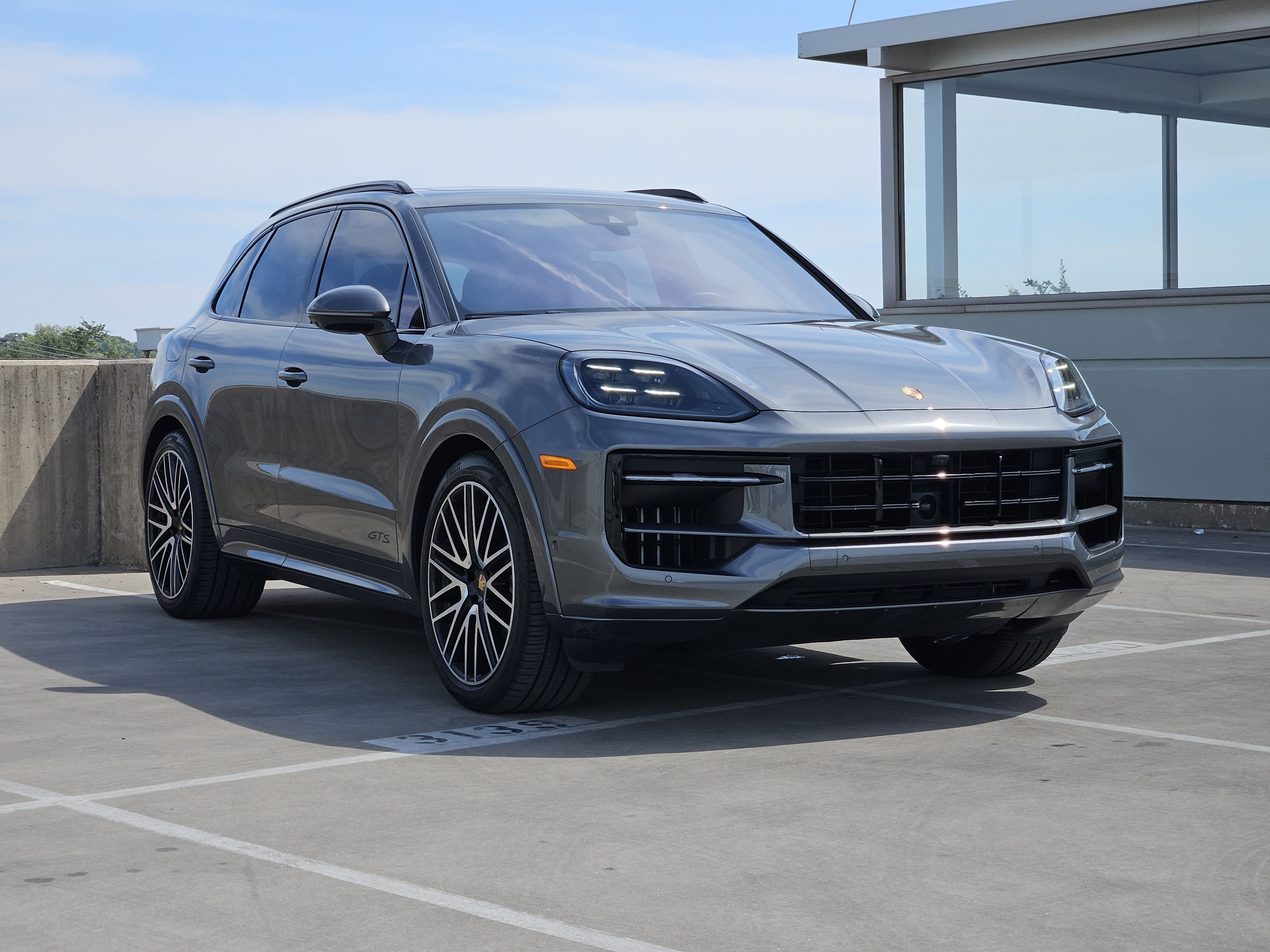 Certified 2025 Porsche Cayenne GTS AWD/4WD image 10