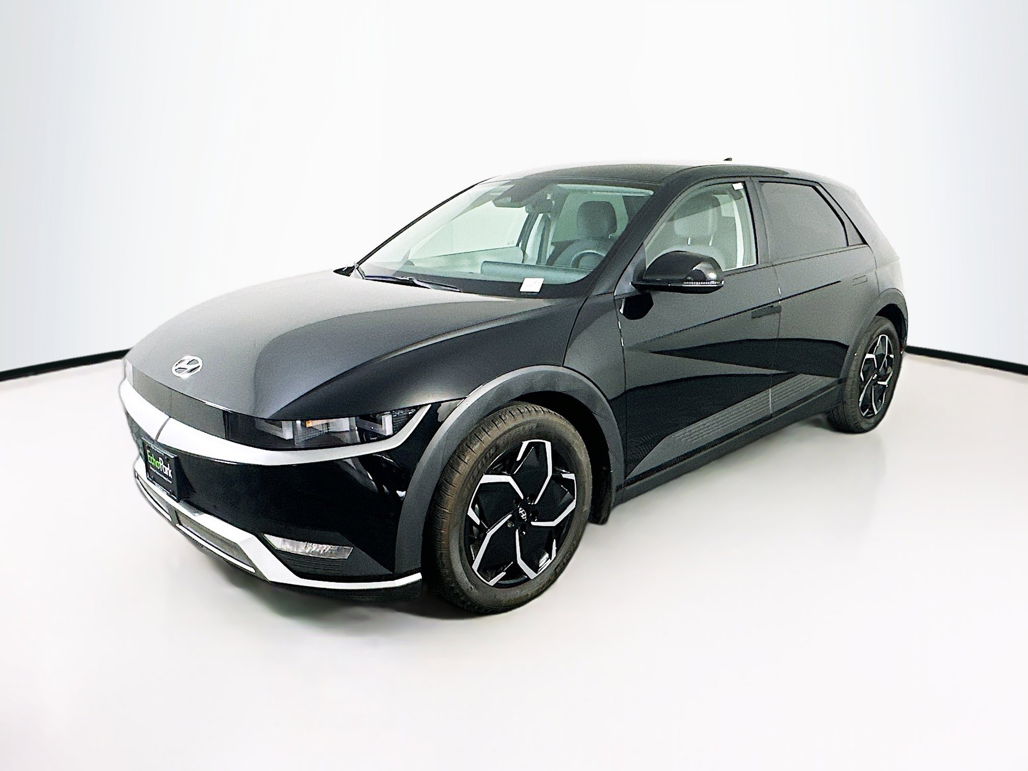 Used 2024 Hyundai Ioniq 5 SEL RWD image 3