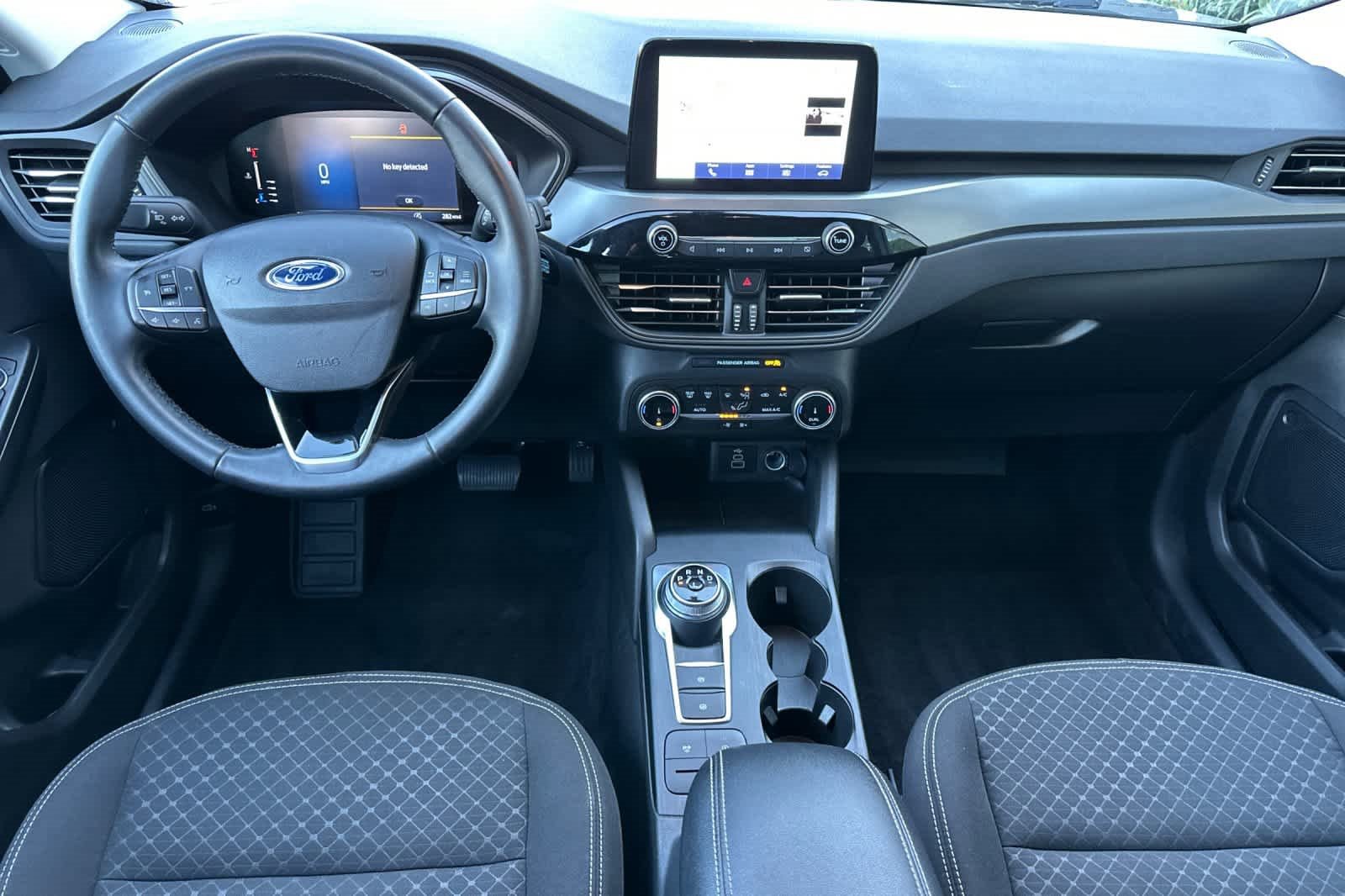 Certified 2024 Ford Escape Active image 3