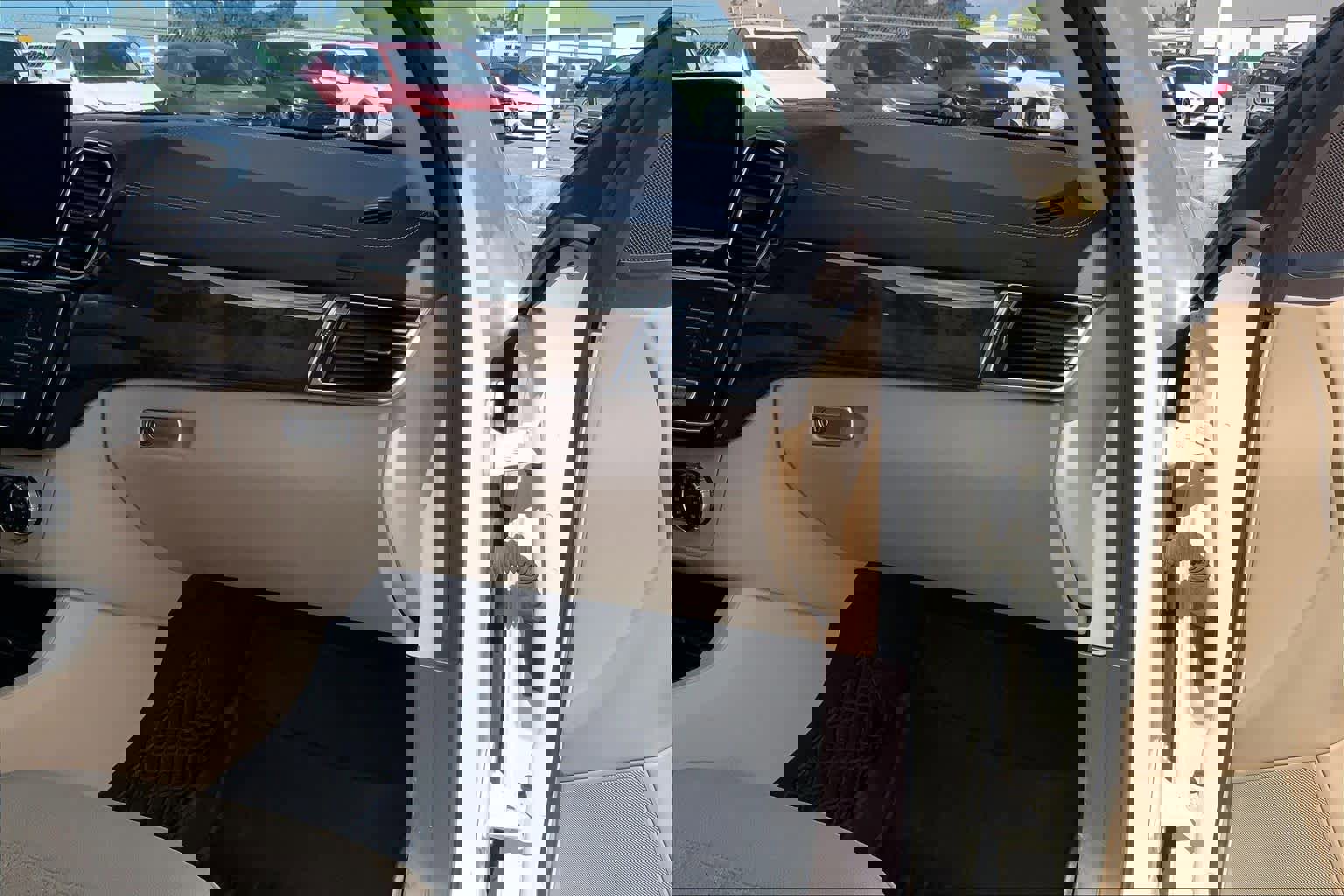 Used 2017 Mercedes-Benz GLS 450 4MATIC image 18