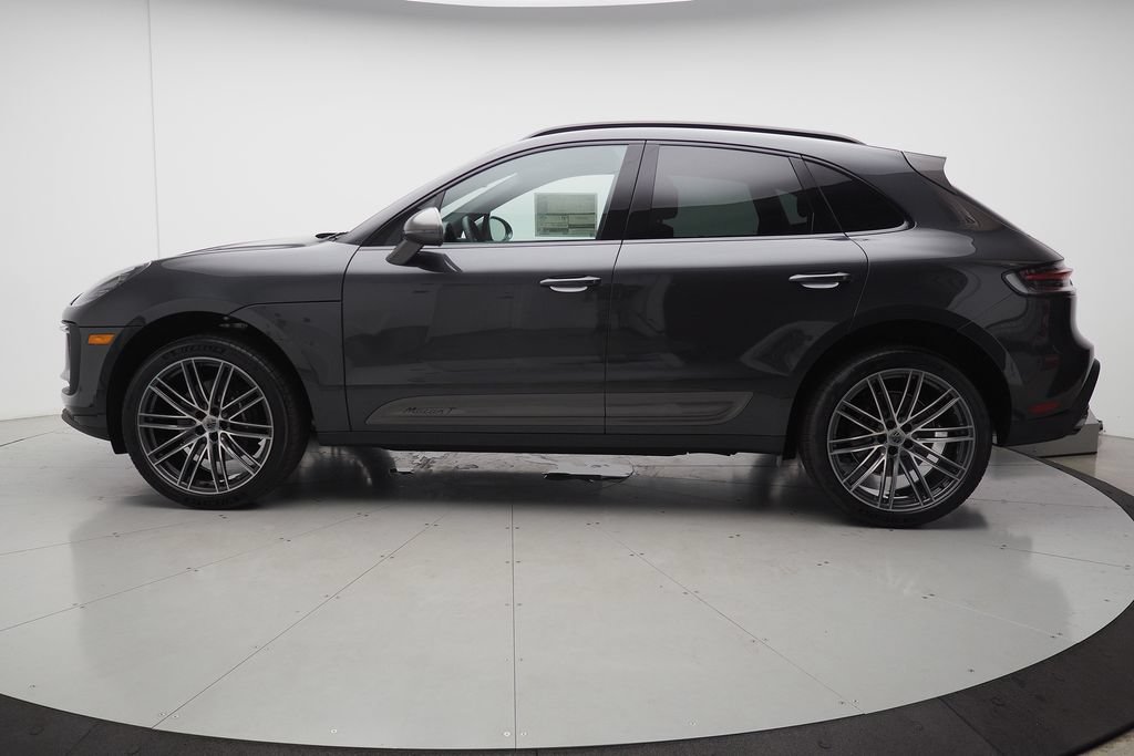 New 2026 Porsche Macan AWD/4WD image 8