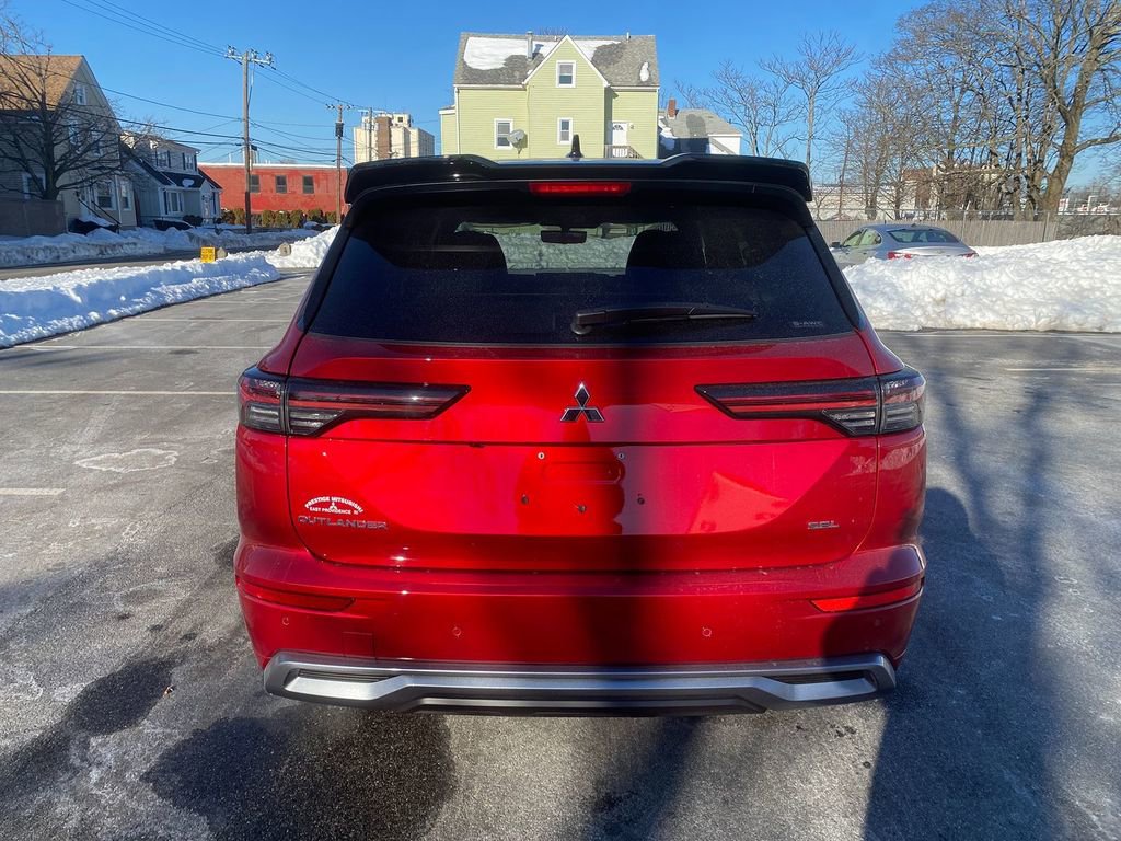 New 2026 Mitsubishi Outlander SEL image 6