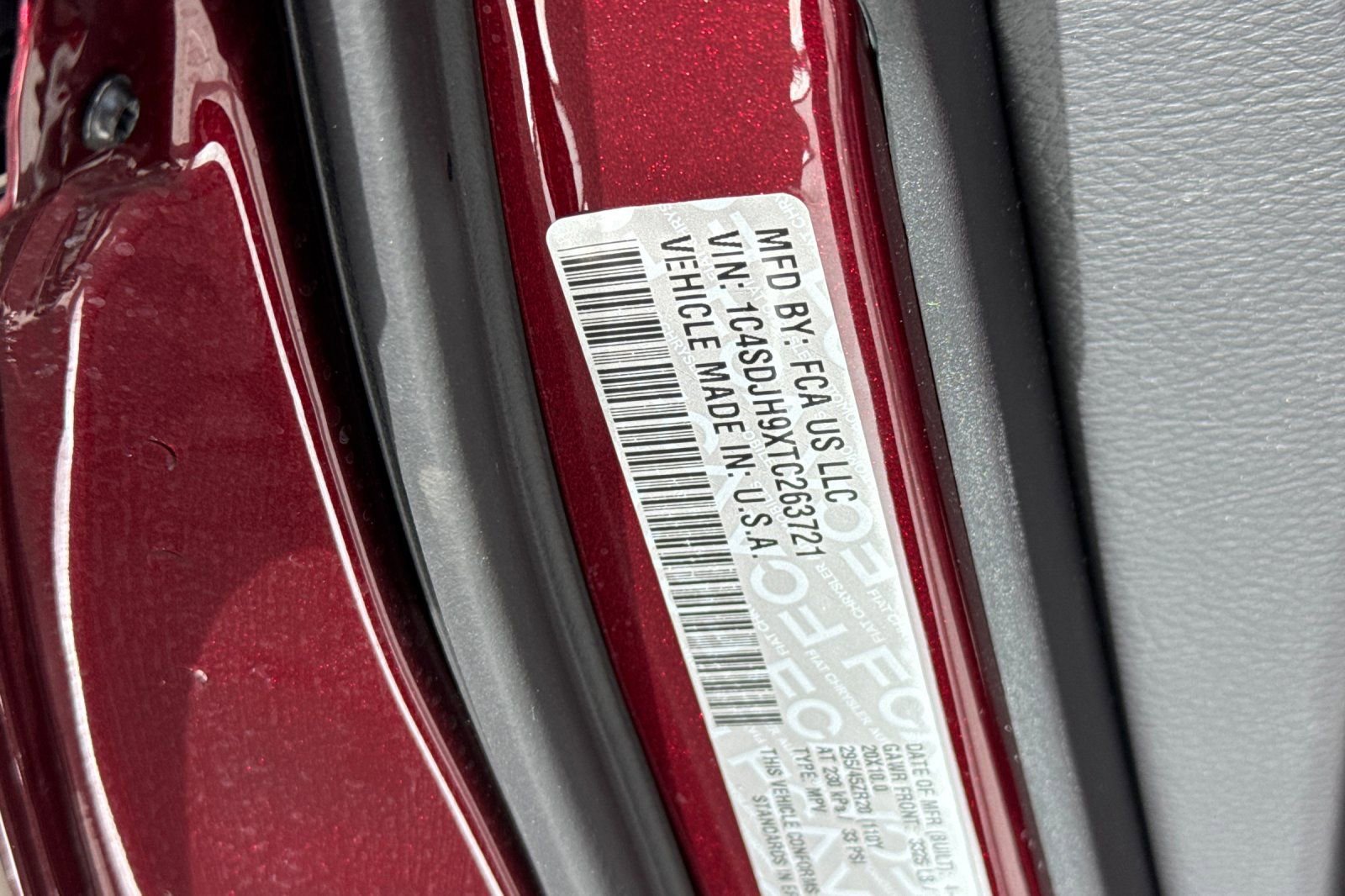 New 2026 Dodge Durango SRT Hellcat w/ Trailer Tow Group IV AWD/4WD image 34