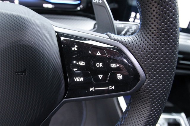 Used 2024 Volkswagen Golf R image 20