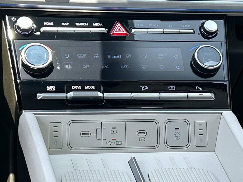 New 2025 Hyundai Santa Fe Calligraphy image 30