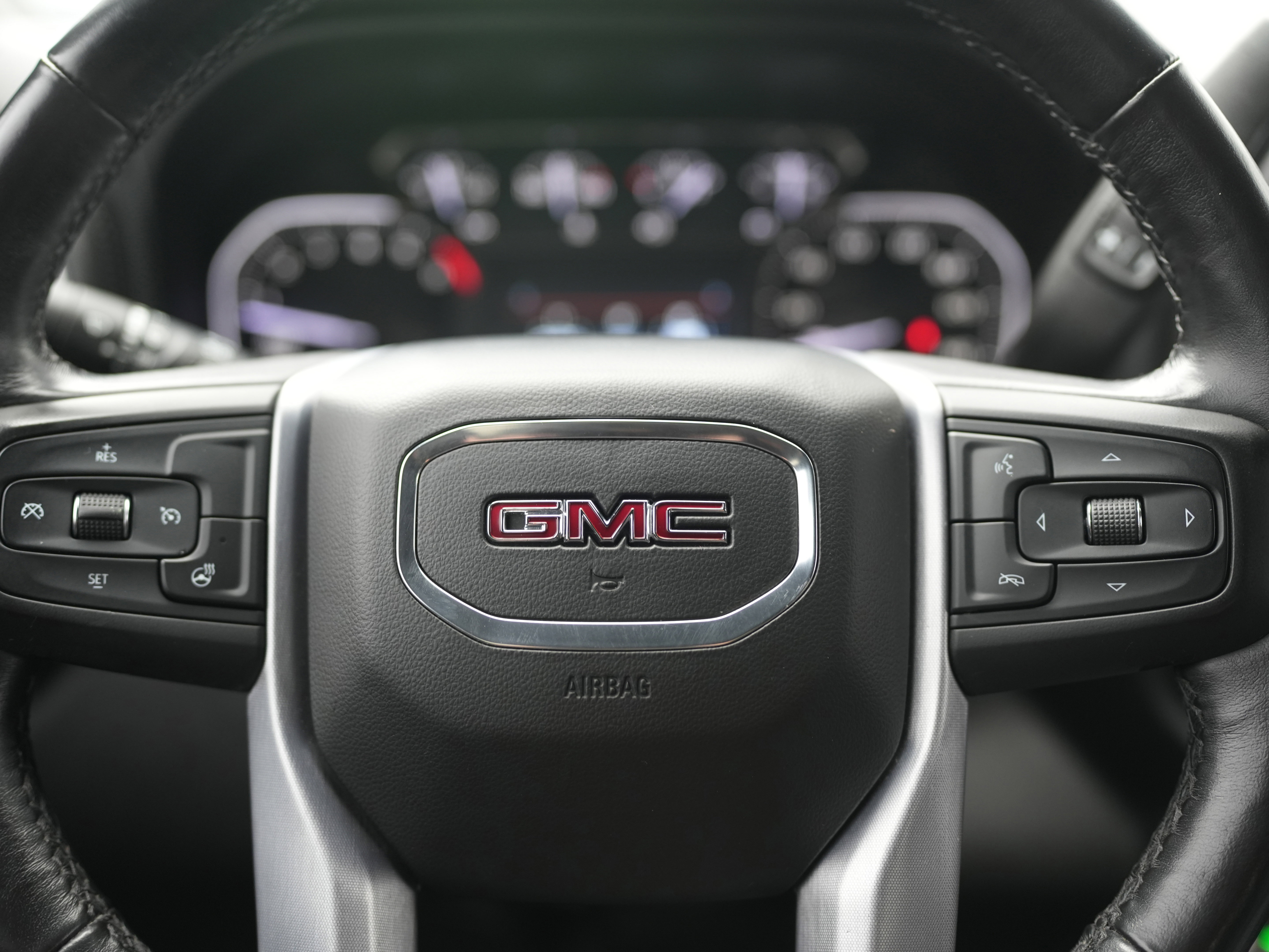 Used 2020 GMC Sierra 1500 SLT w/ SLT Premium Package image 21