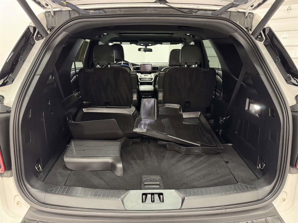 Used 2023 Ford Explorer Timberline image 14